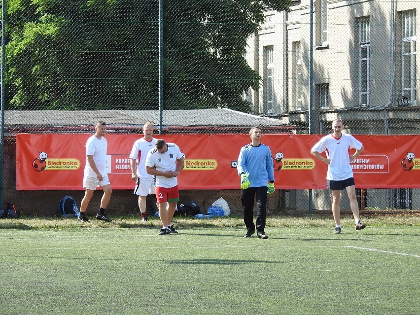 Łomża. Trwa "Turniej służb" w piłkę nożną na Orliku przy ul. Bernatowicza [zdjęcia]