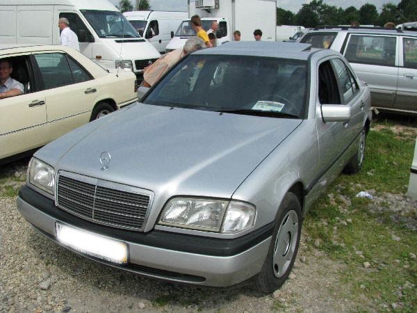 Mercedes C220...