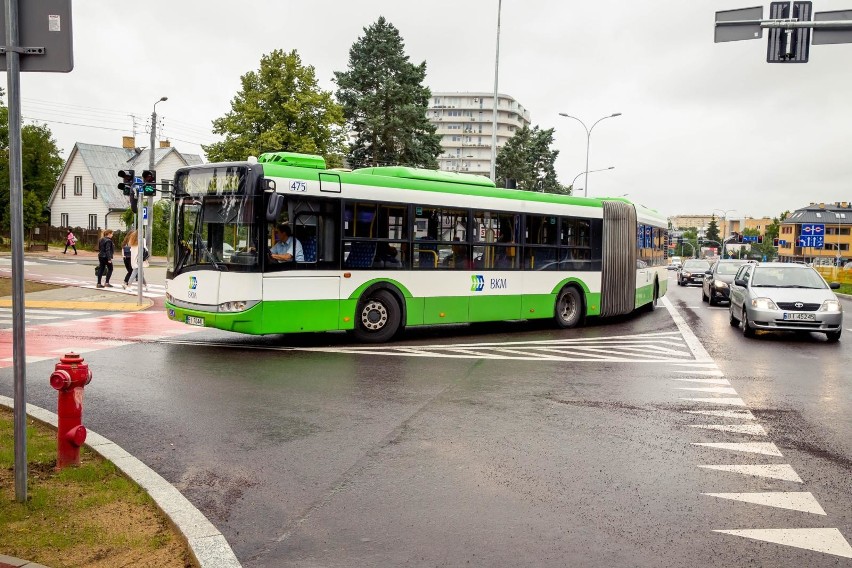 Po co w nocy czerwone światła na skrzyżowaniach? Niech światła migają na żółto. Jest taki pomysł