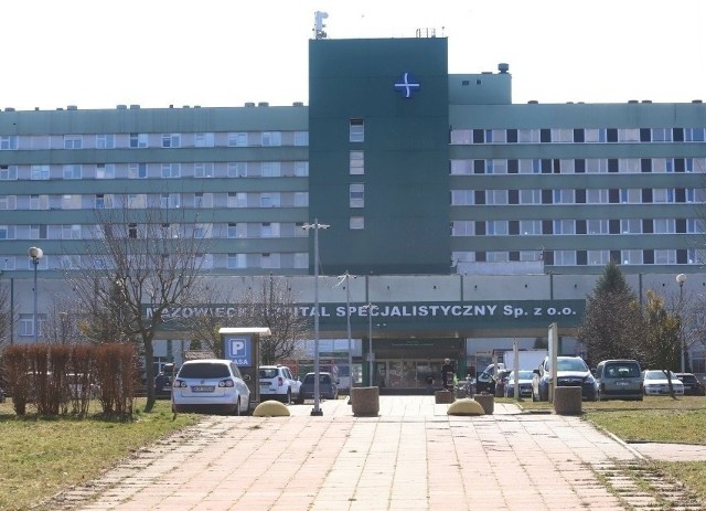 Z pomocy medycznej w szpitalu na J&oacute;zefowie skorzystało już 61 uchodźc&oacute;w z Ukrainy, w tym ośmioro dzieci. Jedenaścioro pacjent&oacute;w jest w trakcie hospitalizacji.