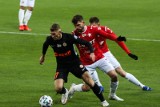 Ekstraklasa. Skowronek wyleciał z Wisły, Raków (na razie) odzyskał pozycję lidera