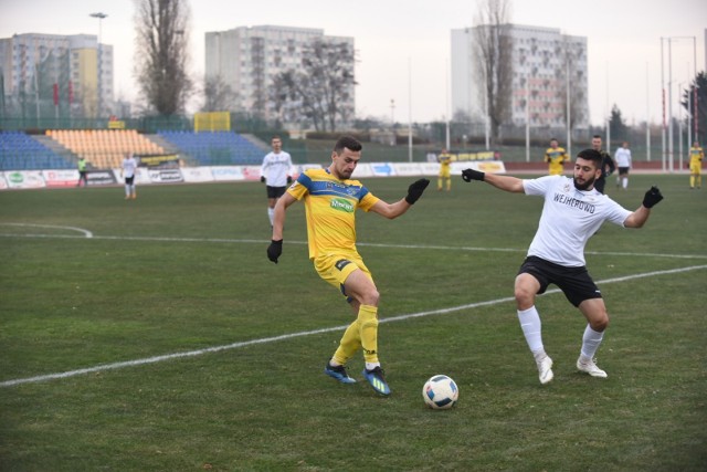 Torunianie przegrali z Gryfem Wejherowo 0:2.