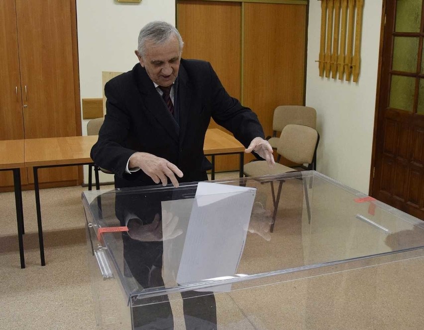 Wybory samorządowe 2018 w Słupsku i regionie. Relacja NA ŻYWO