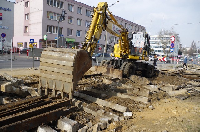 Budowa nowej linii tramwajowej w CzęstochowieZobacz kolejne zdjęcia. Przesuwaj zdjęcia w prawo - naciśnij strzałkę lub przycisk NASTĘPNE