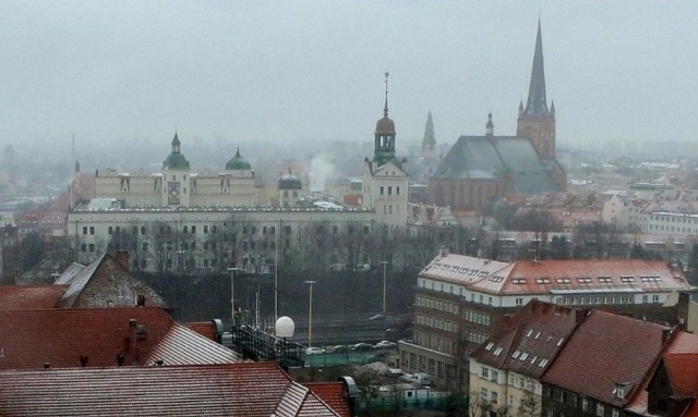 W Szczecinie w październiku 2023 roku metr kwadratowy najmu mieszkania kosztował 53 zł, a w listopadzie ta stawka była o złotówkę niższa.