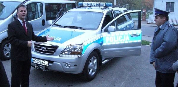 Nowe auto przechlewskich policjantów.