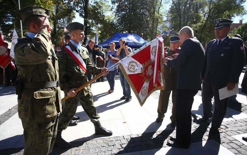 Uroczystości patriotyczno-religijne w Radomiu. Część pamięci walczących o wolność! 