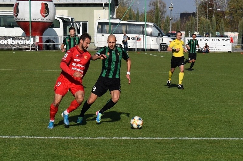 Piłkarska II liga. W niedzielę Widzew żegna kibiców  