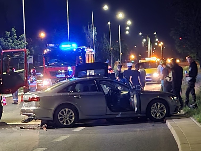 Kraków. Poważny wypadek na Stella-Sawickiego. Porsche kontra Audi               