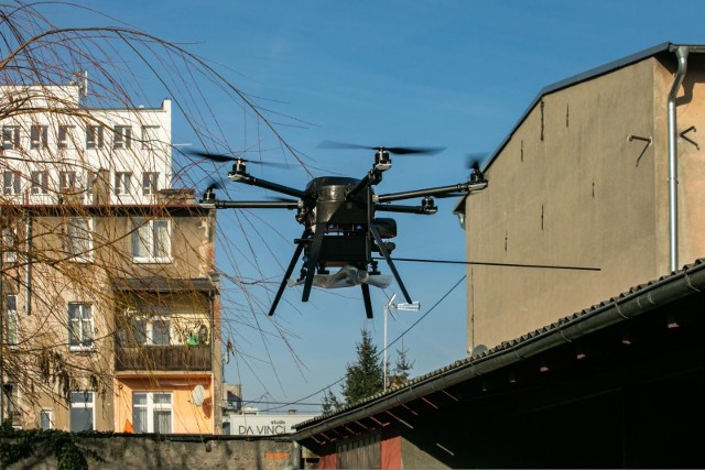 Droniada zainaugurowana. Czy drony opanują Metropolię?