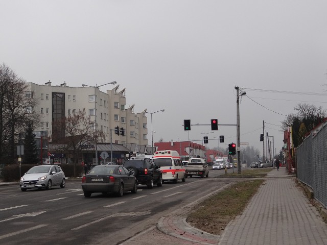 Modernizacja skrzyżowania Mickiewicza z Armii Krajowej z budową ronda pochłonie około 1 milion 400 tysięcy złotych.
