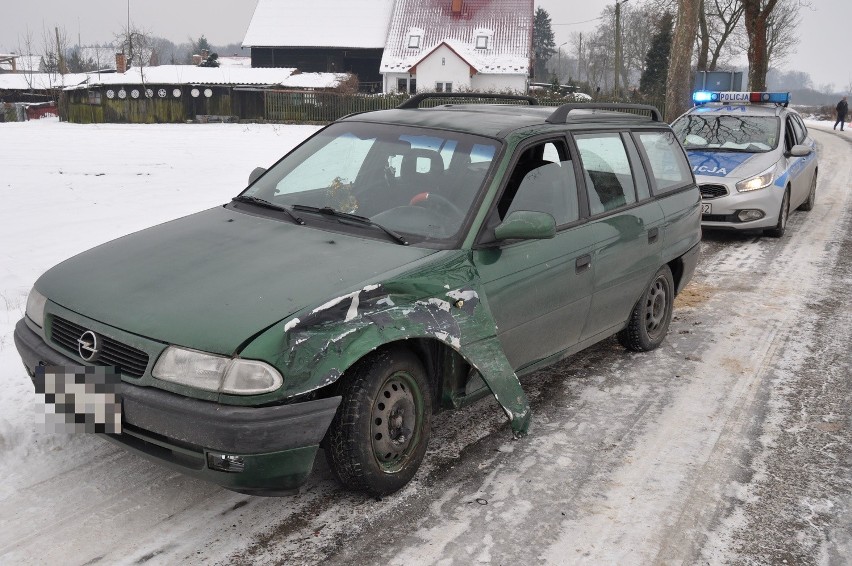 Na prostym odcinku zdarzyły się citroen saxo i opel astra.