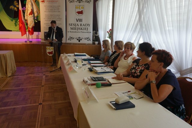 Burmistrz Kowalewa Jacek Żurawski przedstawił raport o stanie gminy