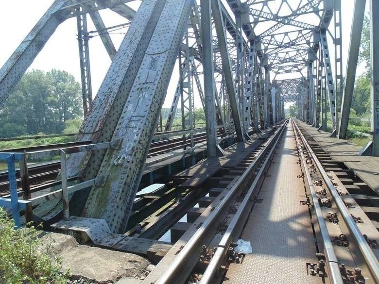 Most kolejowy w Nowym Sączu