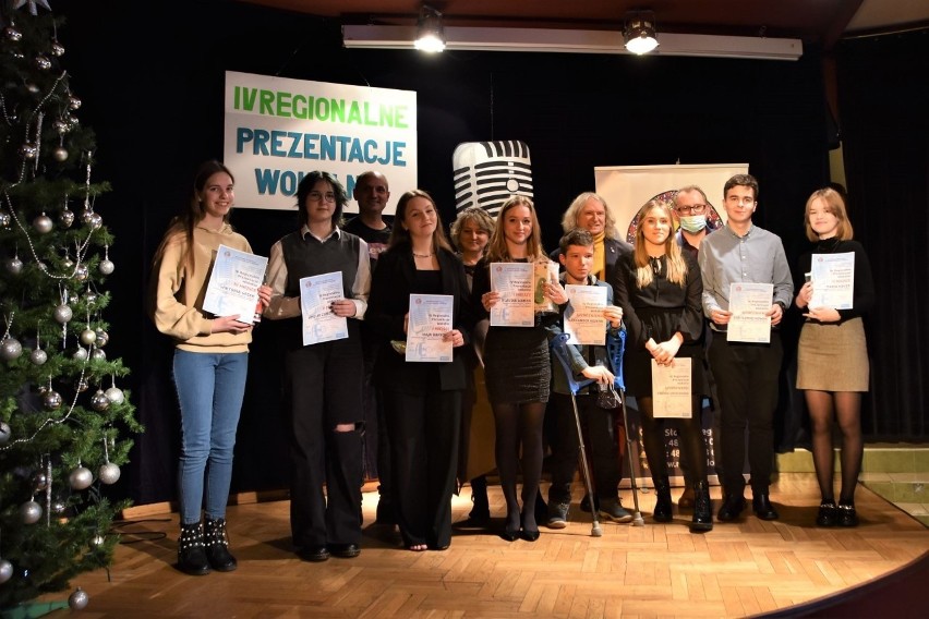 Młodzieżowy Dom Kultury w Radomiu zaprosił na IV Regionalne Prezentacje Wokalne 2022. Wśród opiekunów Szymon Wydra