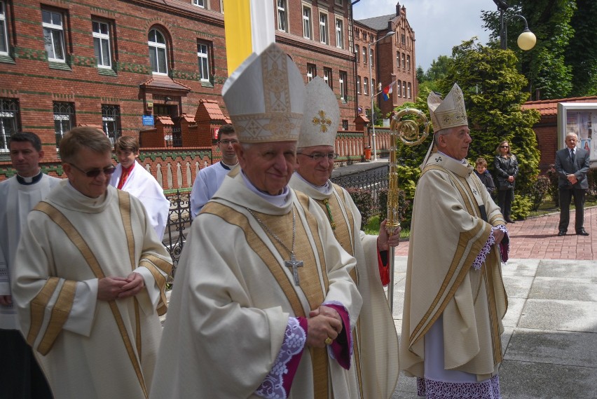 Kosciół Św. Szczepana w Katowicach Bogucicach podniesiony do rangi bazyliki mniejszej [ZDJĘCIA]