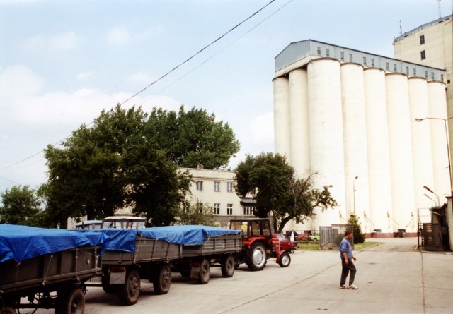 W latach 90. brzeskie PZZ-ety byly najnowocześniejszą i największą w Polsce firmą przerabiającą i przechowywującą zboże.
