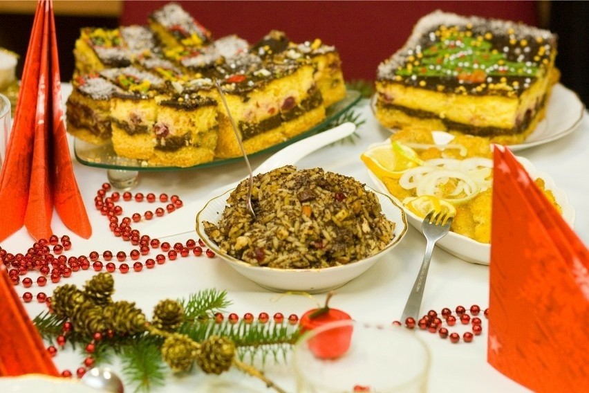Oto 12 potraw wigilijnych, które powinny znaleźć się na świątecznym stole. Jakie dania zrobić na wigilię? Pamiętaliście o wszystkich?