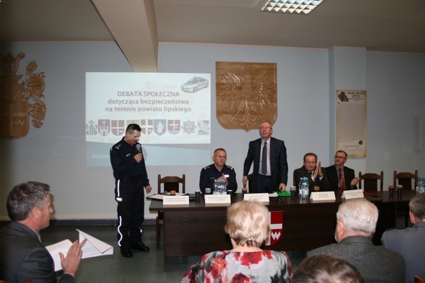 Janusz Koziarski (z lewej) przedstawił ocenę stanu...