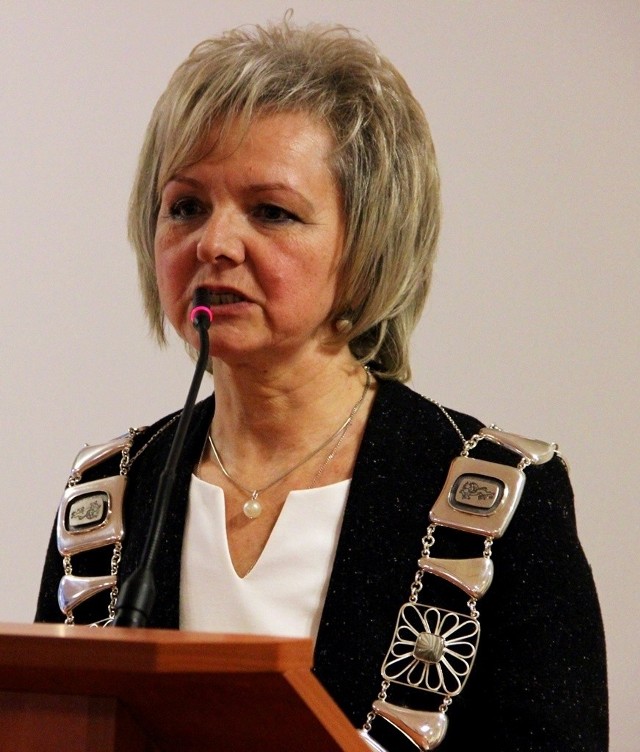Barbara Kamińska, przewodnicząca Rady Powiatu Tczewskiego,  w tajnym głosowaniu jednym głosem pokonała Wojciecha Szulca z PO.
