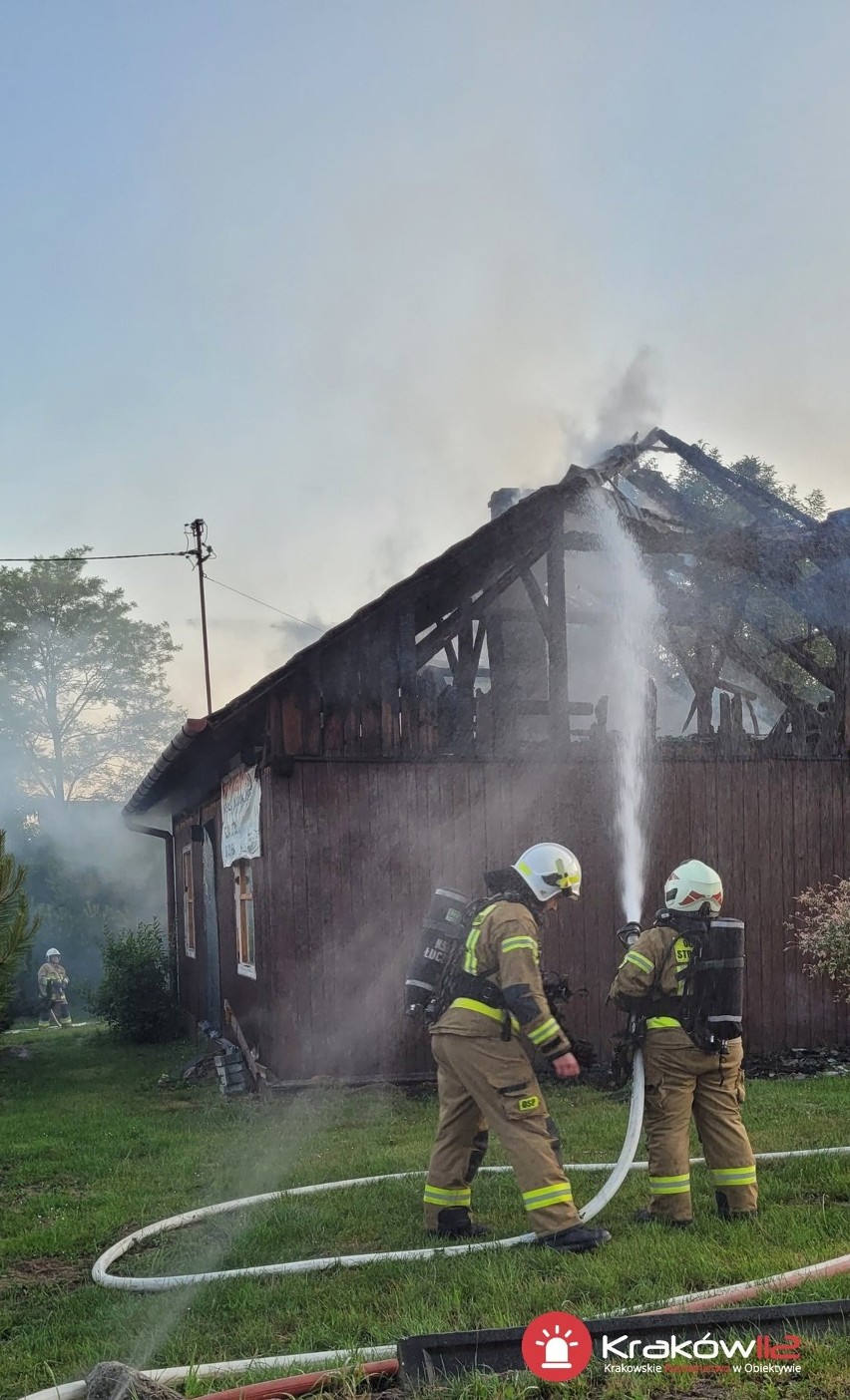 Pożar drewnianego domu w Wysiołku Luborzyckim