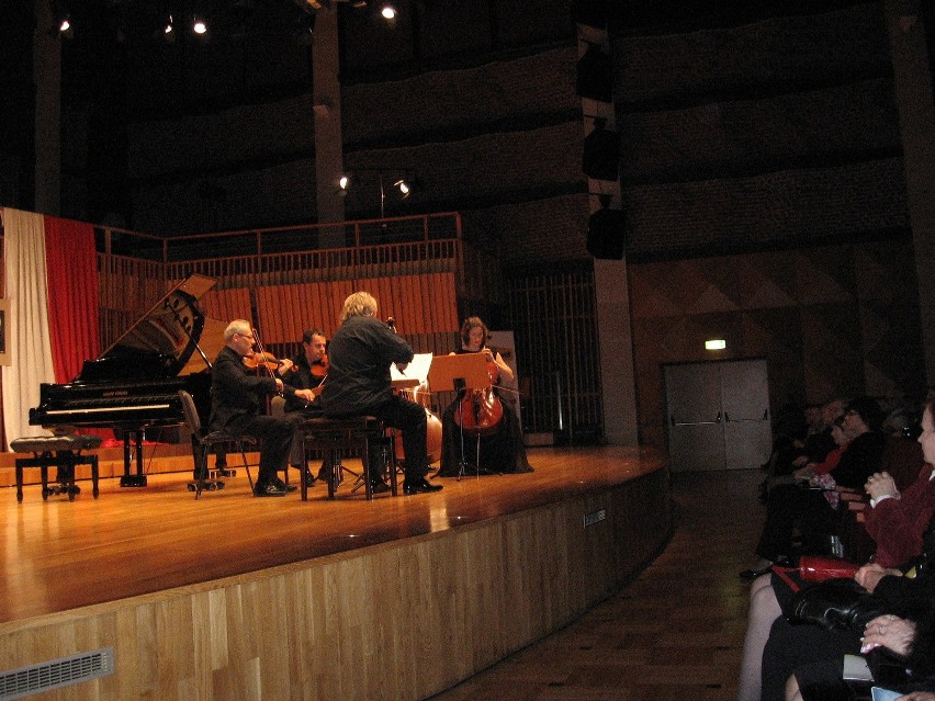 Koncert kameralny w szkole muzycznej uczcił święto niepodległości