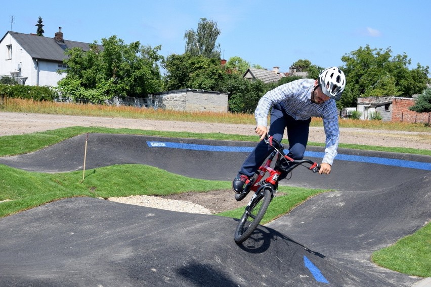 Otwarcie pumptracku nad skierniewickim zalewem [ZDJĘCIA]