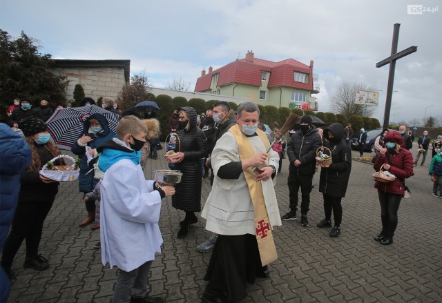 Święcenie pokarmów w Przecławiu.