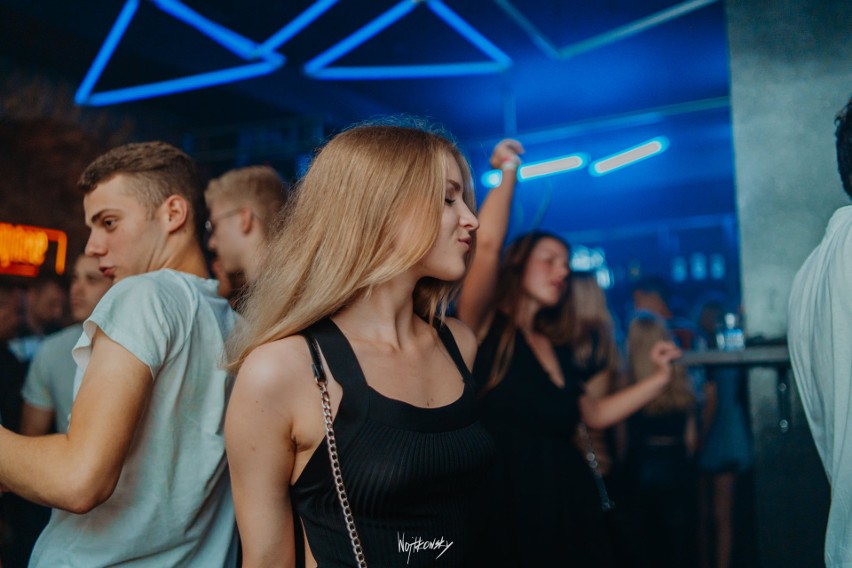 Klub taneczny NOC w Rybniku zorganizował Single Party ....