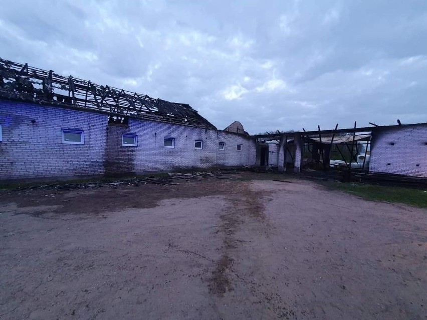 Pożar w Klimontach. Zbiórka pomoże pogorzelcom odbudować gospodarstwo