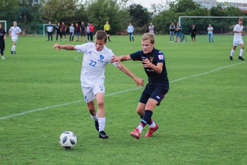 W derbowym spotkaniu FASE zremisowało z Pogonią 1:1.