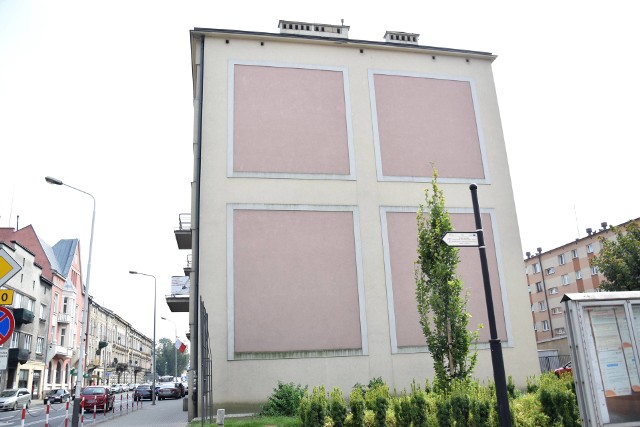 Na ścianie tego budynku, w którym znajdowała się siedziba Gestapo w Jarosławiu, miał powstać mural. Zmieniono jednak lokalizację.