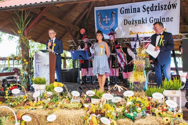 W niedzielę 21 sierpnia odbyły się Dożynki Gminy Sędziszów, które miały miejsce tego roku w Mstyczowie. Więcej na kolejnych zdjęciach.