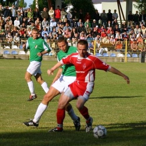 W meczu IV ligi Pomorze, Gryf 95 Slupsk pokonal Baltyk Gdynia 1:0 (1:0). Zwycieską bramke zdobyl Wojciech Polakowski.