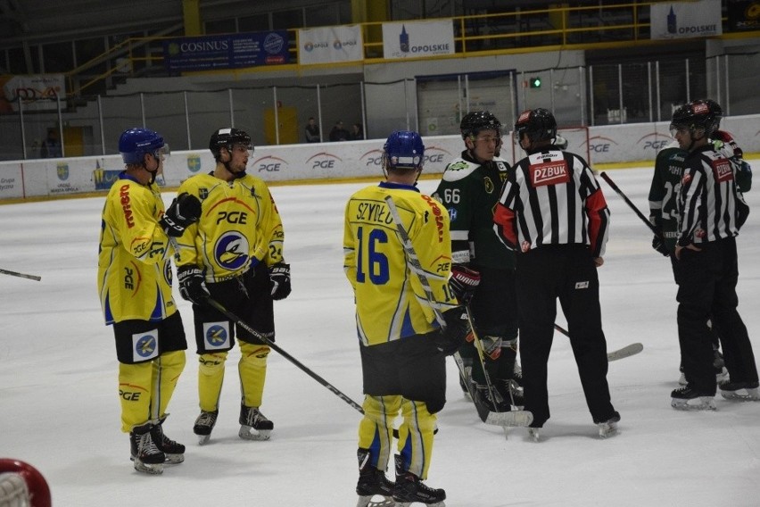 Orlik Opole przegrał z Naprzodem Janów 3:5.