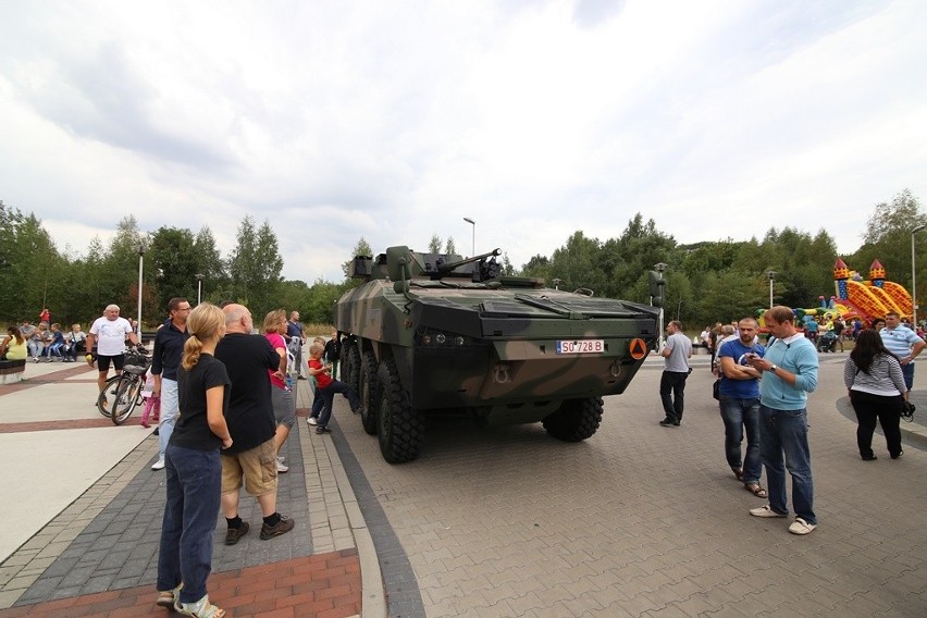 Siemianowice Śląskie:  Zaprezentowano nowe prototypy Rosomaków WIDEO+ZDJĘCIA