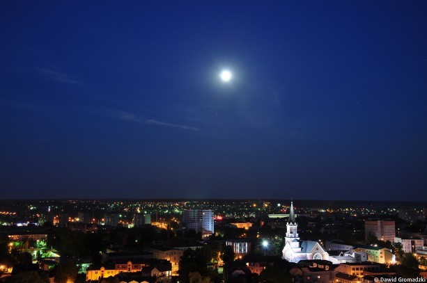 We wtorek w Białymstoku oświetlenie zgaśnie w 27 obiektach,...