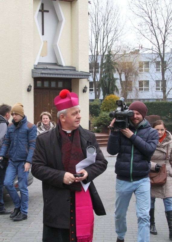 Biskup Jan Piotrowski wprowadzony w obowiązki