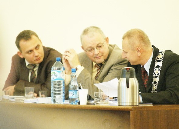 Od prawej: prezydent Ryszard Brejza i jego zastępcy Wojciech Piniewski oraz Ireneusz Stachowiak