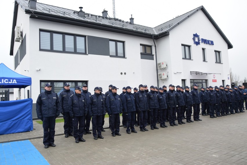 Policjanci z Rejowca mają wreszcie nowoczesny komisariat. Zobacz zdjęcia z otwarcia