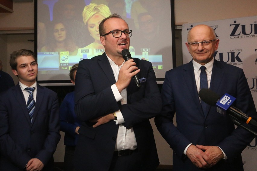Krzysztof Żuk wygrywa wybory na prezydenta Lublina po raz trzeci. Euforia podczas wieczoru wyborczego (ZDJĘCIA)
