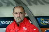 Trener Cracovii Michał Probierz czeka na zimowe transfery