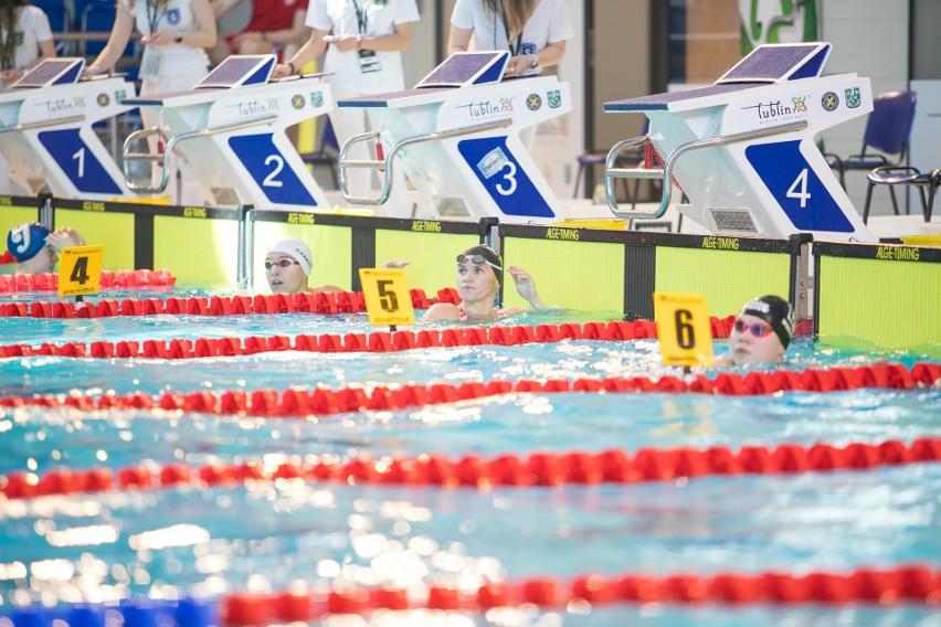 Gwiazdy pływania rywalizują na basenie Aqua Lublin w krajowym czempionacie. Zobacz zdjęcia 