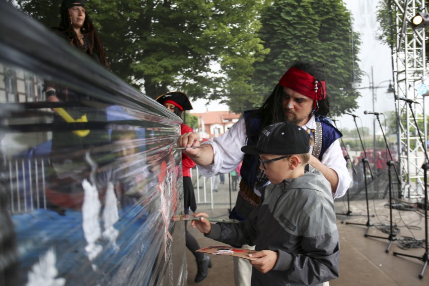 W sobotę na usteckiej promenadzie odbyły się Dni Morza....