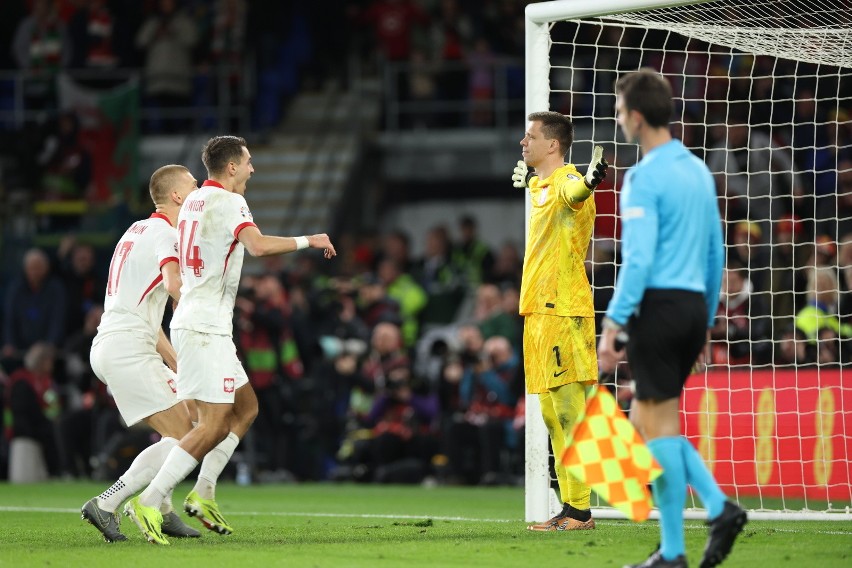 Reprezentacja Polski awansowała na Euro 2024! Biało-Czerwoni pokonali Walię po rzutach karnych. Szczęsny bohaterem!