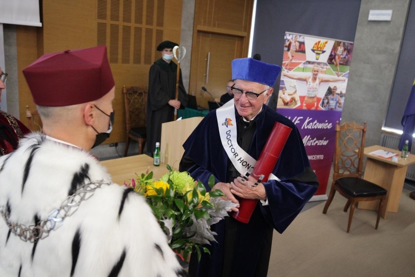 Antoni Piechniczek odebrał doktorat honoris causa AWF...