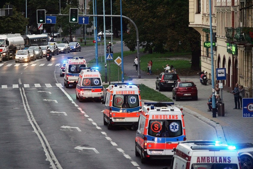 - Lekarz dyżurny podejmował liczne próby znalezienia miejsca...