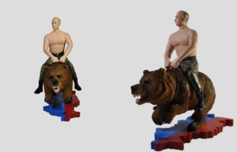 Figurka z Putinem