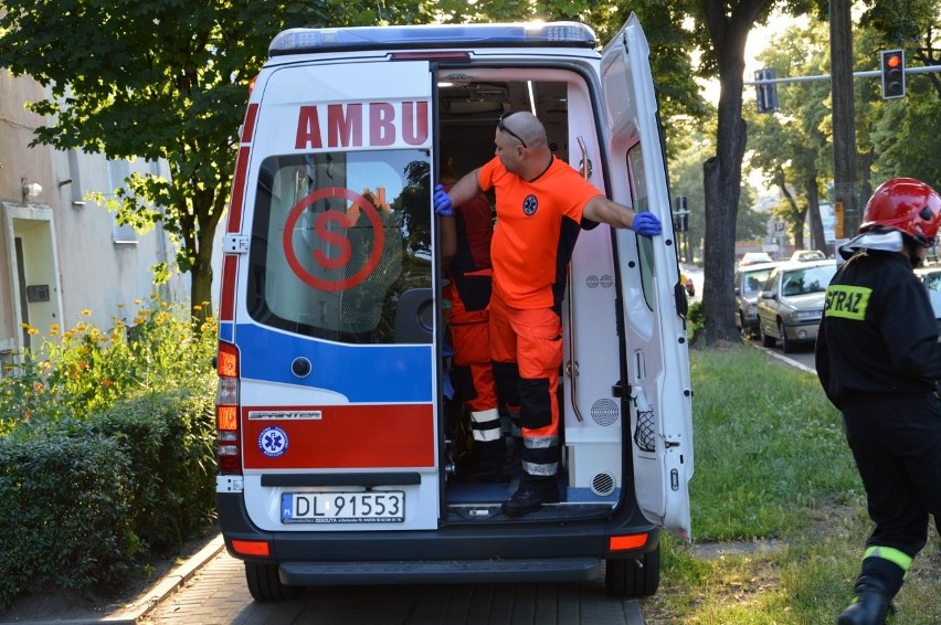 Czad groźny także latem. Trzy osoby podtrute przy alei Wolności