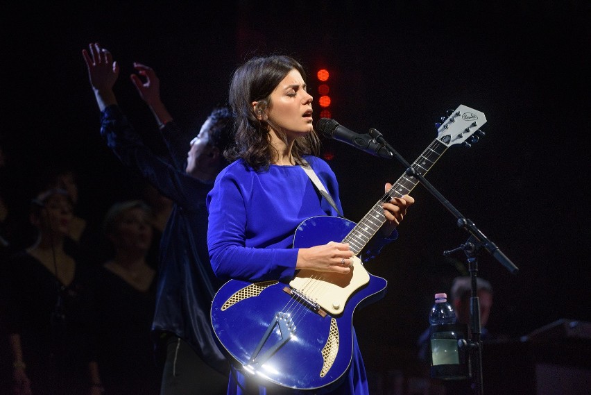 Katie Melua podczas koncertu na Jordankach
